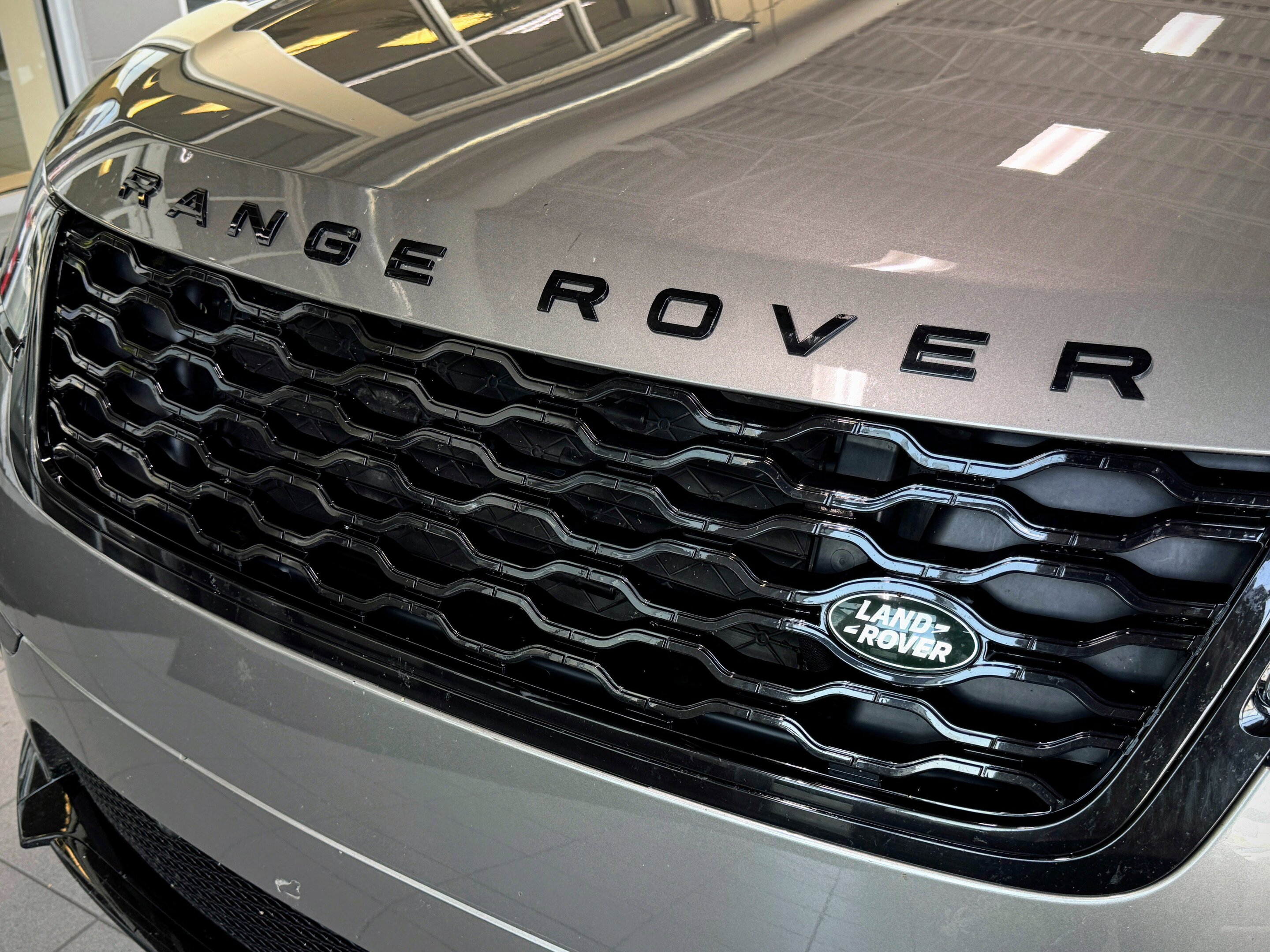 Land Rover Range Rover Velar 2021