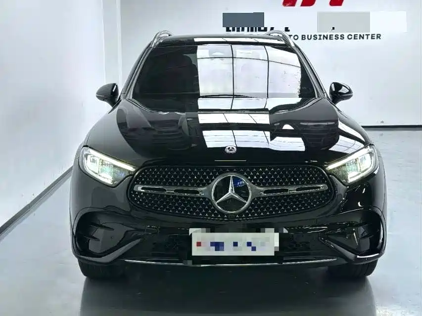 Mercedes-Benz GLC 2023