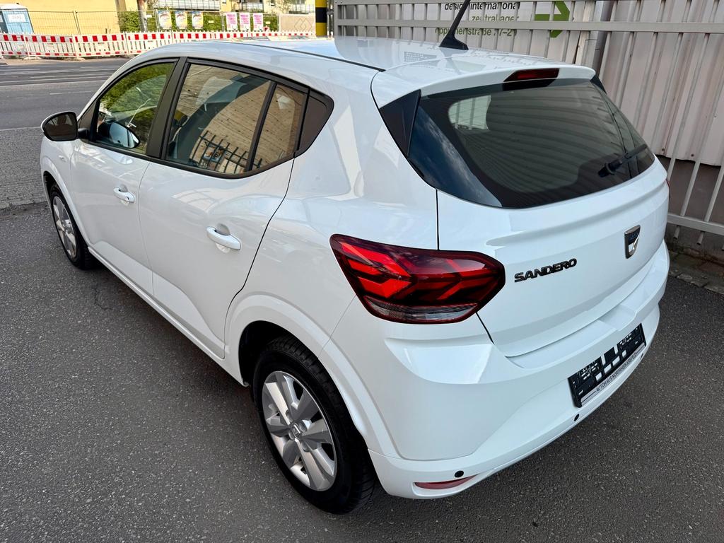 Dacia Sandero 2021