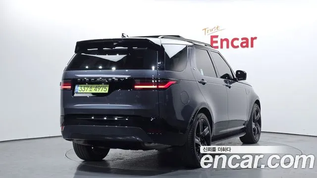 Land Rover Discovery 2025