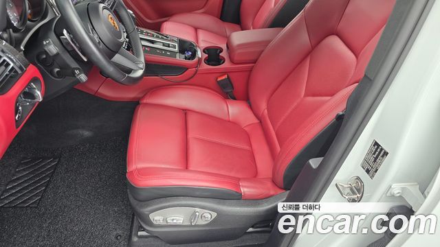 Porsche Macan 2022