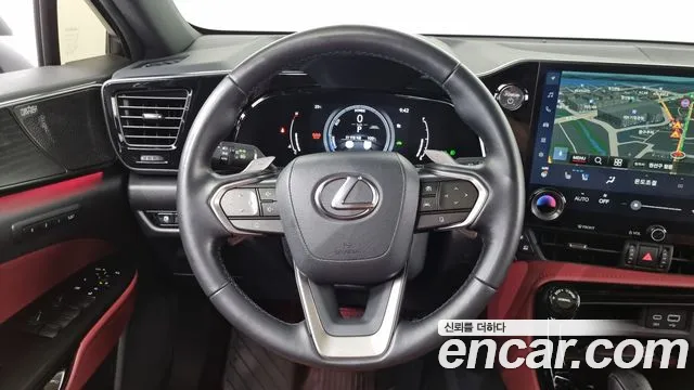 Lexus NX 2024
