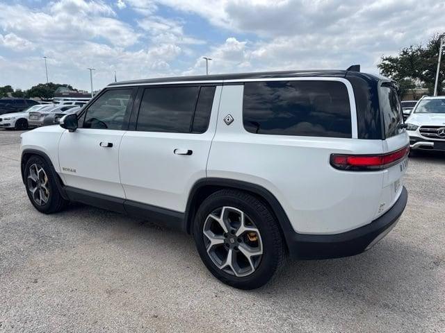 Rivian R1S 2023