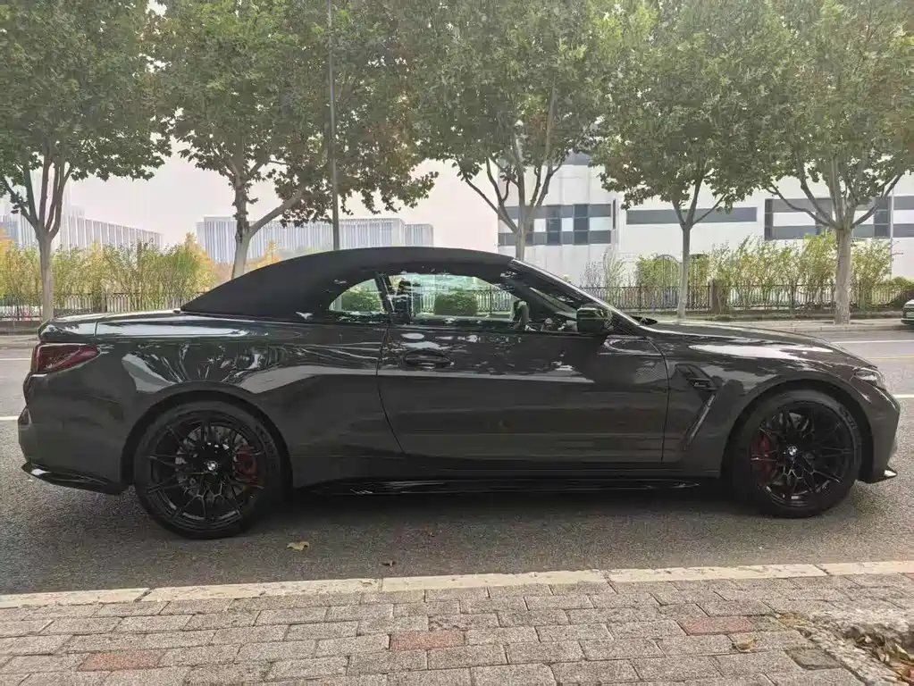 BMW M4 2024