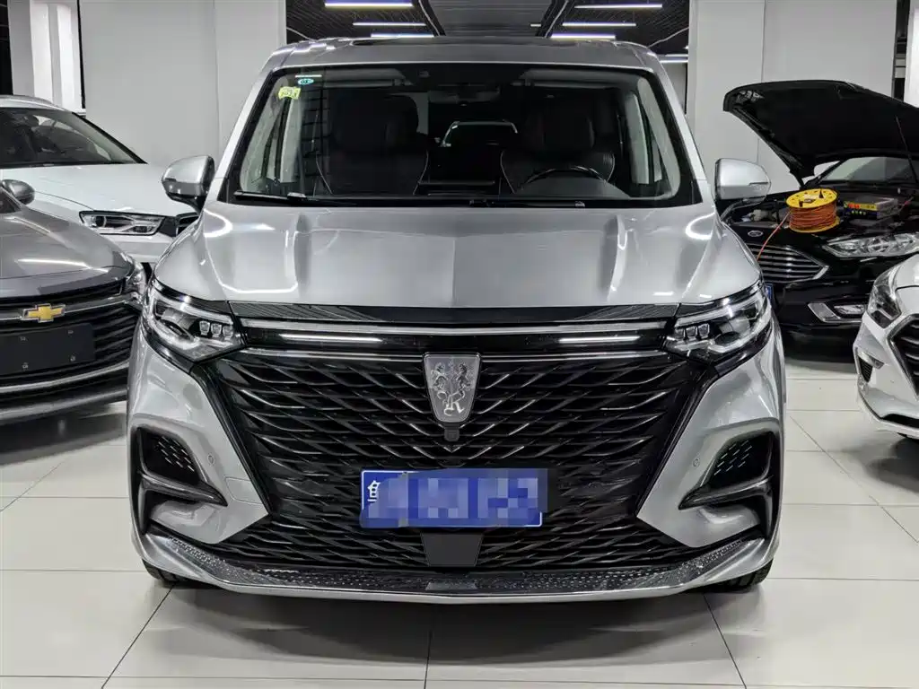 Roewe iMAX8 2021