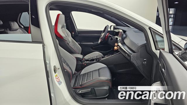Volkswagen Golf 2023