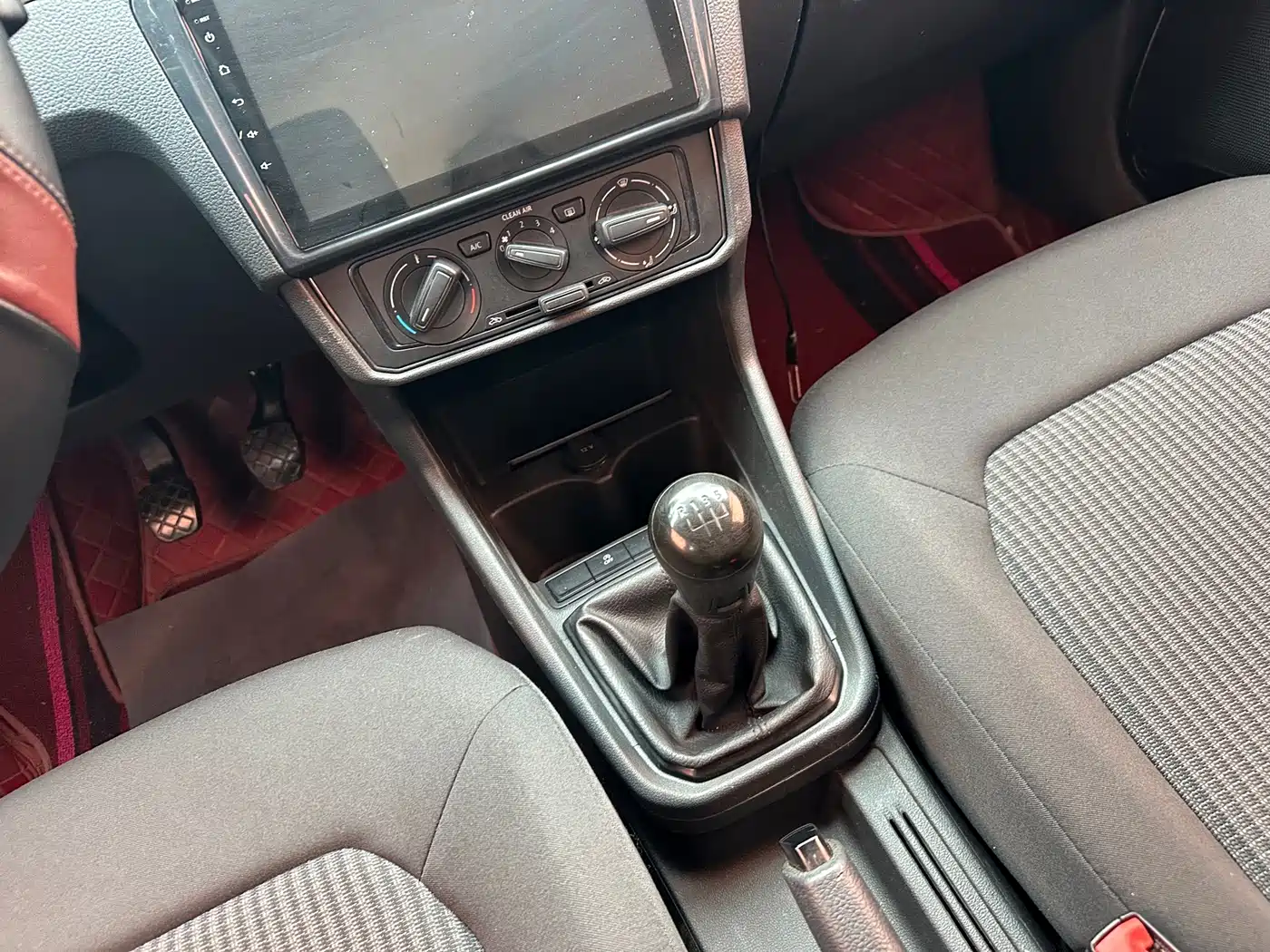 Volkswagen Santana 2021