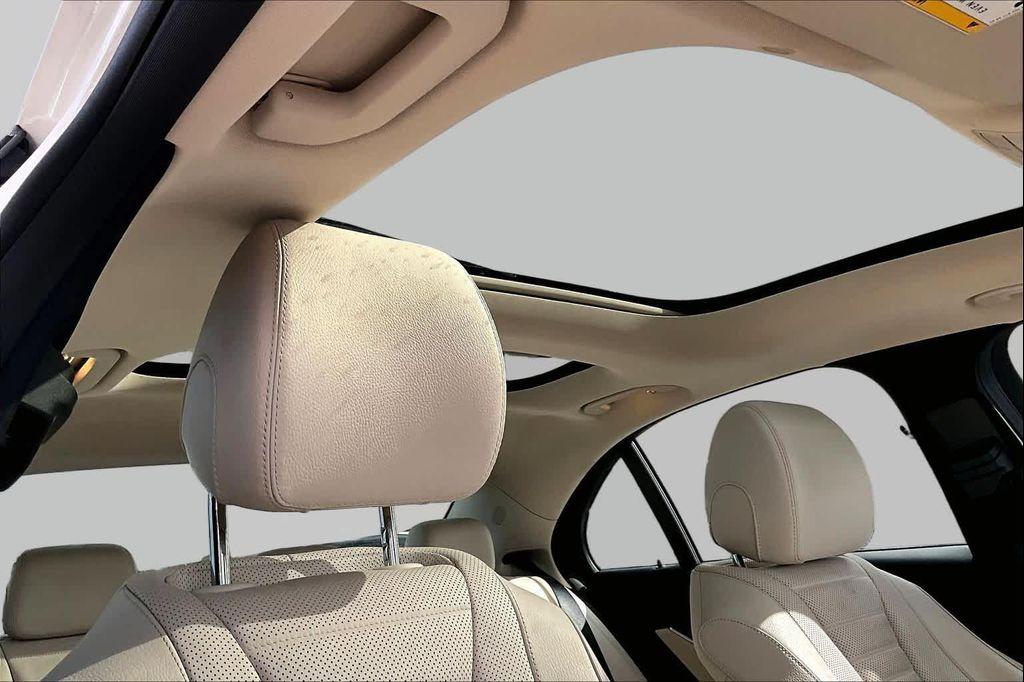Mercedes-Benz E-Класс 2021