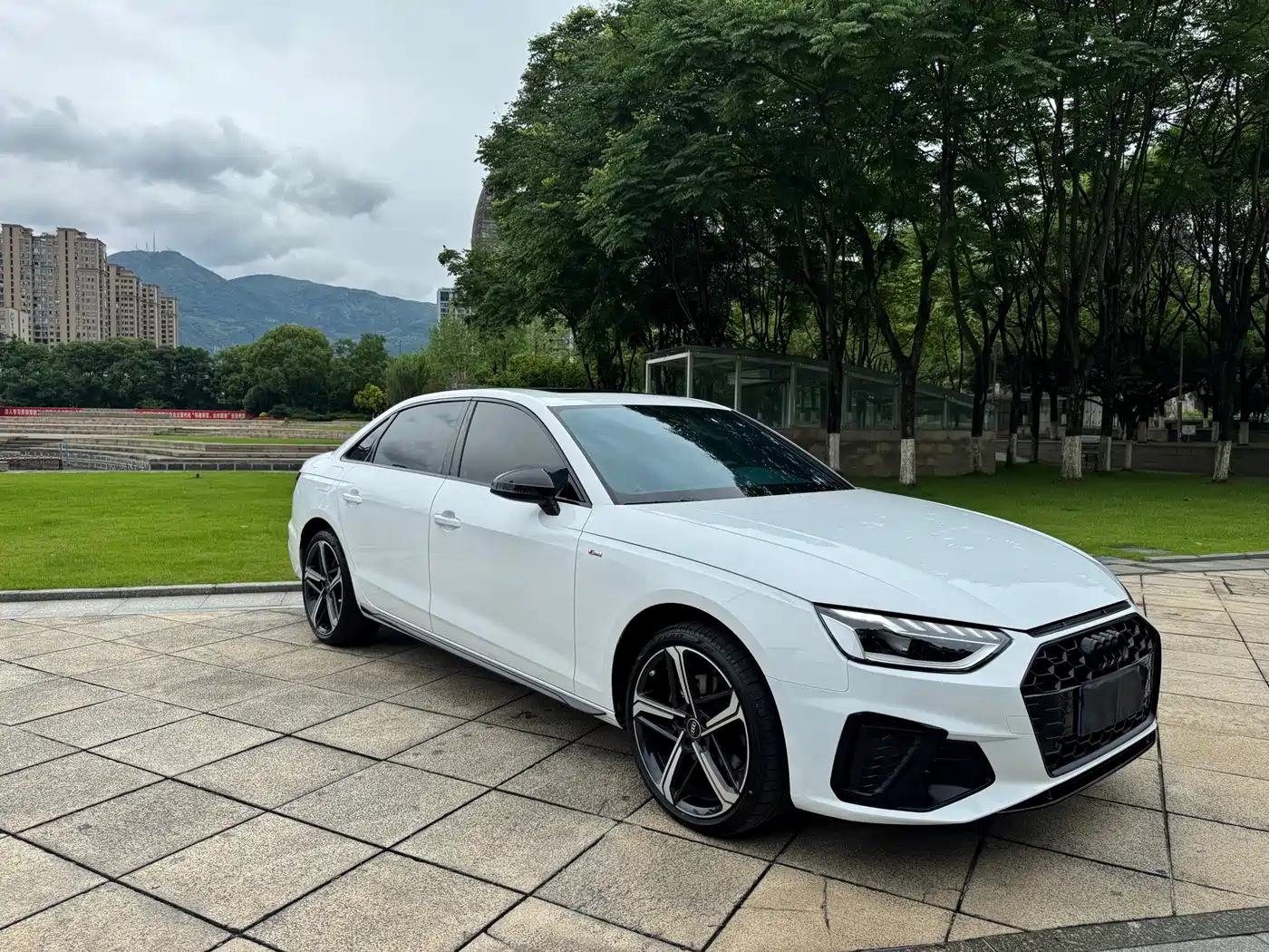 Audi A4 2025