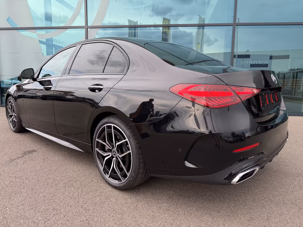 Mercedes-Benz C 300 2026