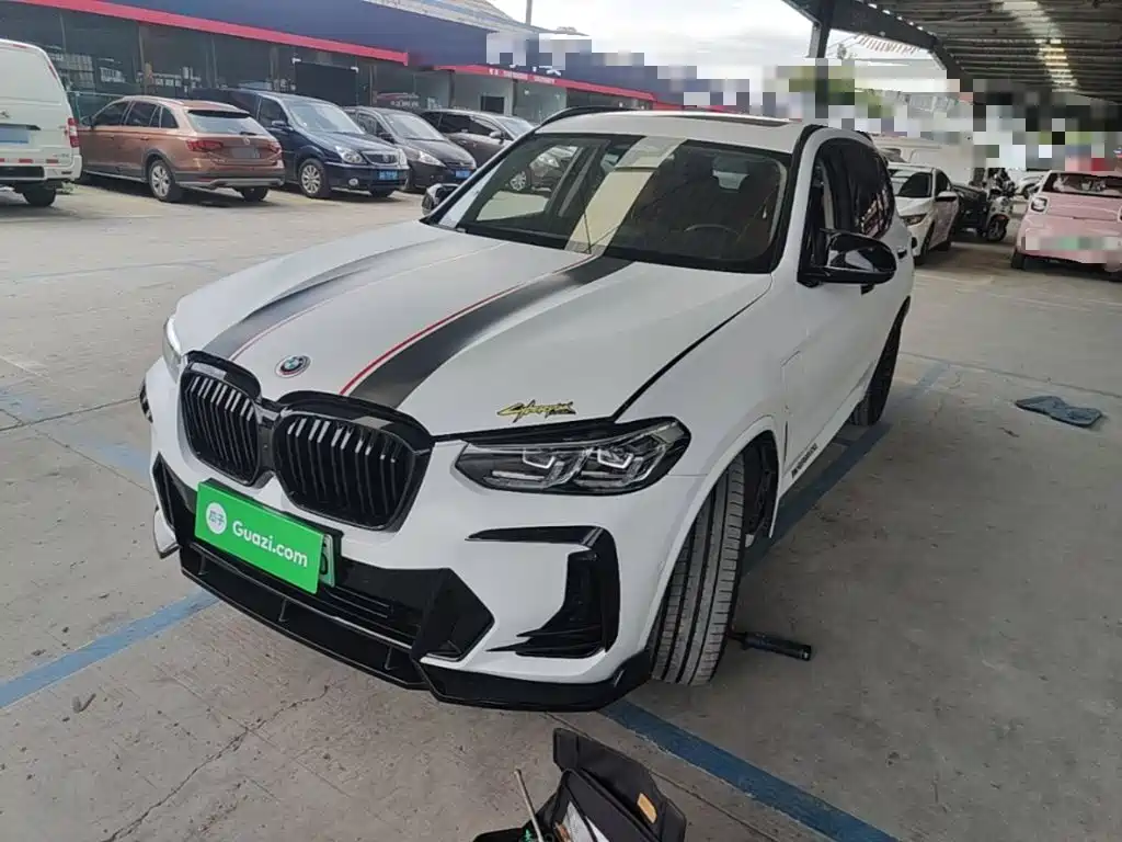 BMW iX3 2024