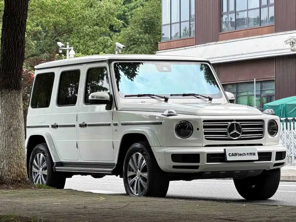 Mercedes-Benz G-Класс 2023