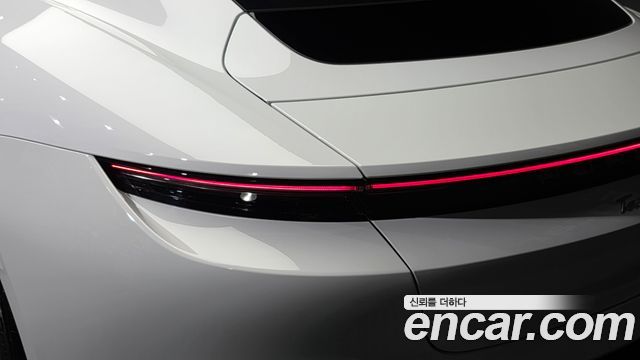 Porsche Taycan 2024