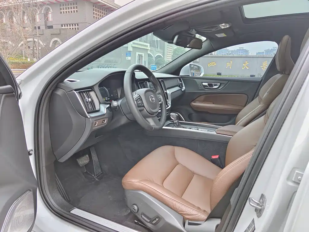 Volvo S60 2020