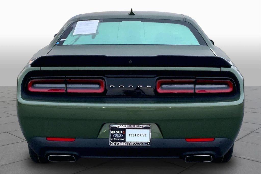 Dodge Challenger 2023