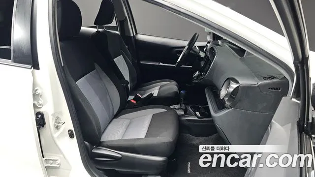 Toyota Prius 2021