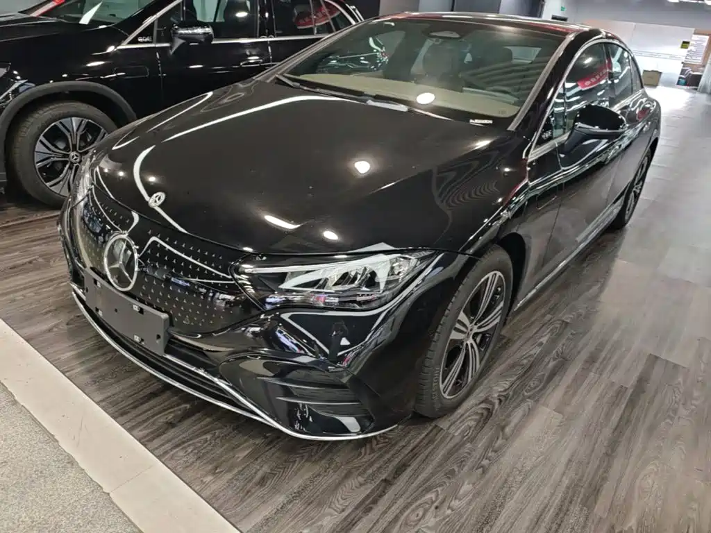 Mercedes-Benz EQE 2025