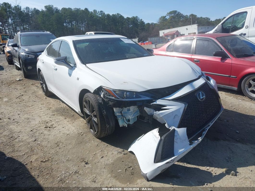 Lexus ES 2021