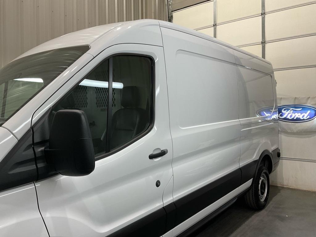 Ford Transit 2024