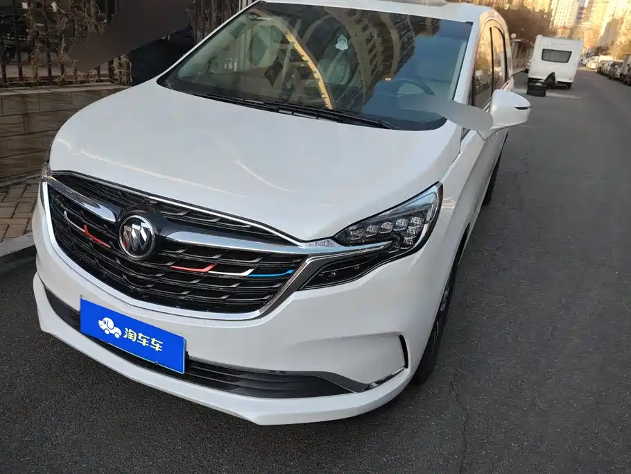 Buick GL8 2021