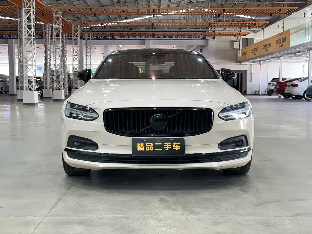 Volvo S90 2021