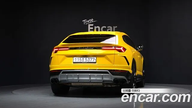 Lamborghini Urus 2020