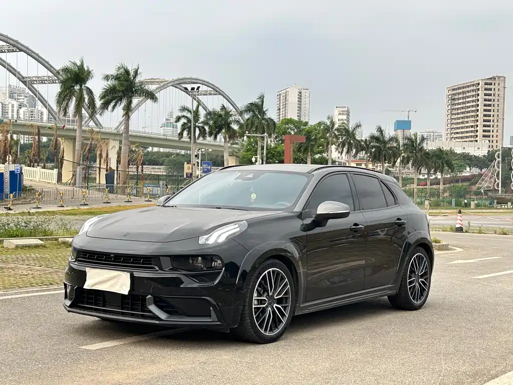 Lynk & Co 02 2022