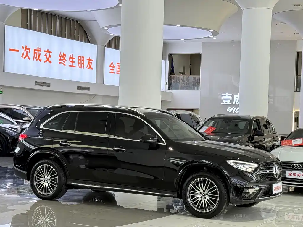 Mercedes-Benz GLC 2024