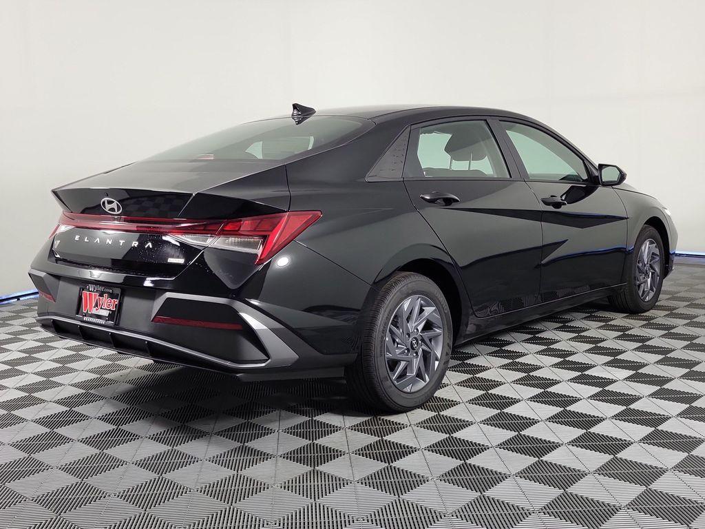 Hyundai Elantra 2026