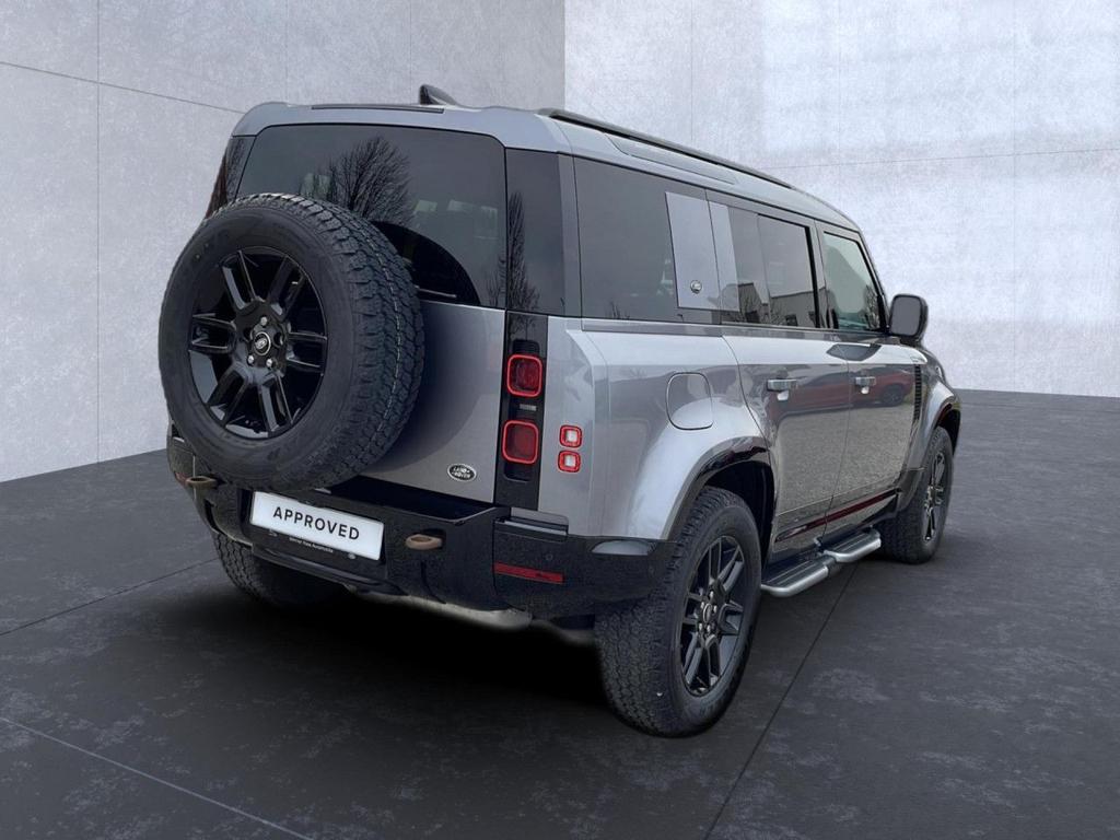 Land Rover Defender 2022