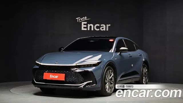 Toyota Crown 2025