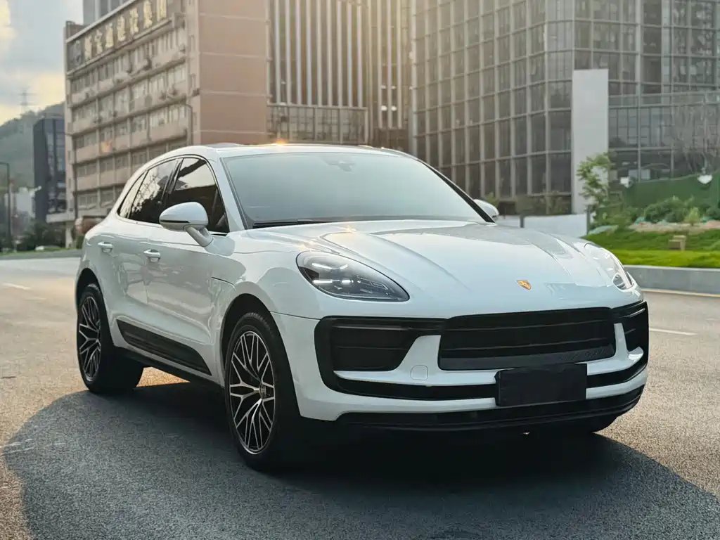 Porsche Macan 2023