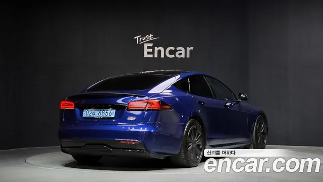 Tesla Model S 2023