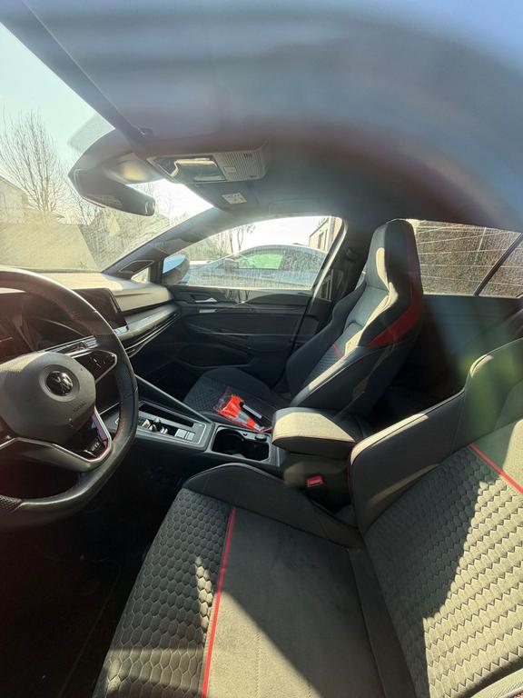 Volkswagen Golf 2021