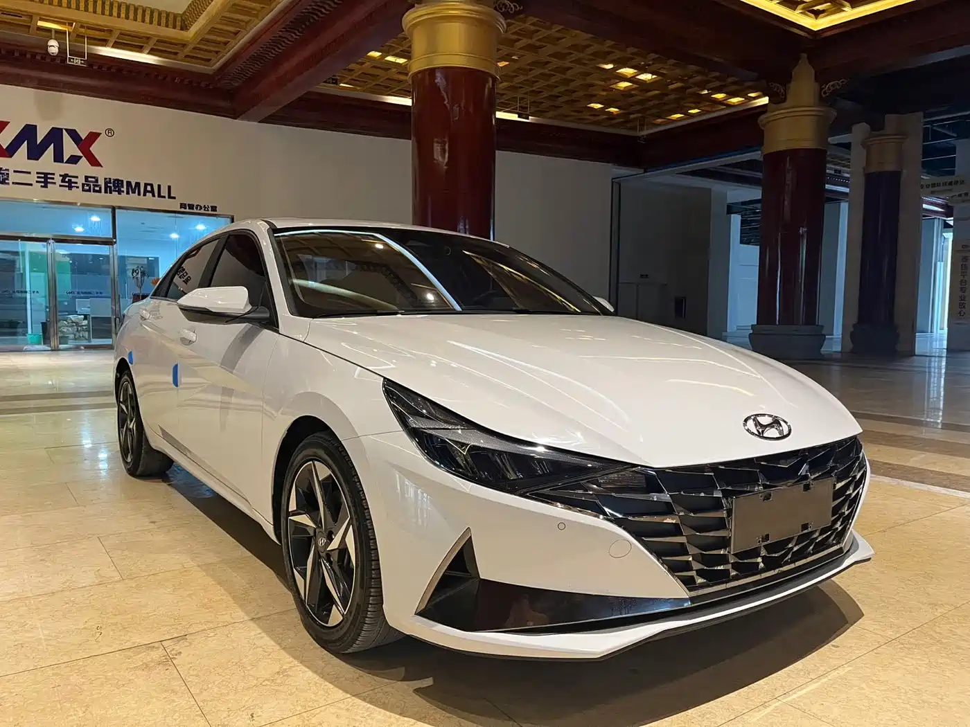 Hyundai Elantra 2023