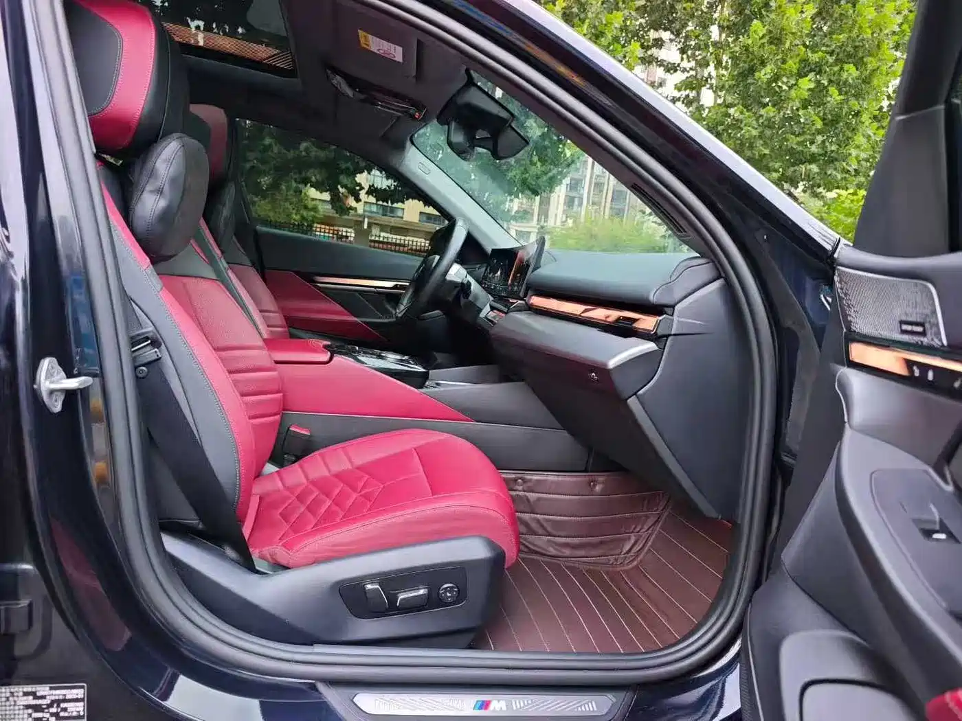 BMW i5 2025