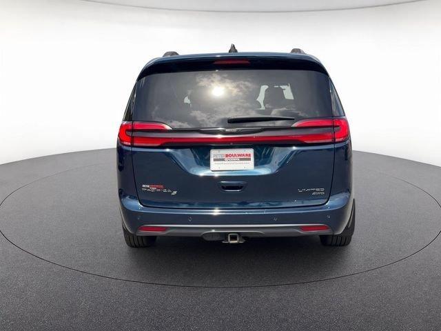 Chrysler Pacifica 2023