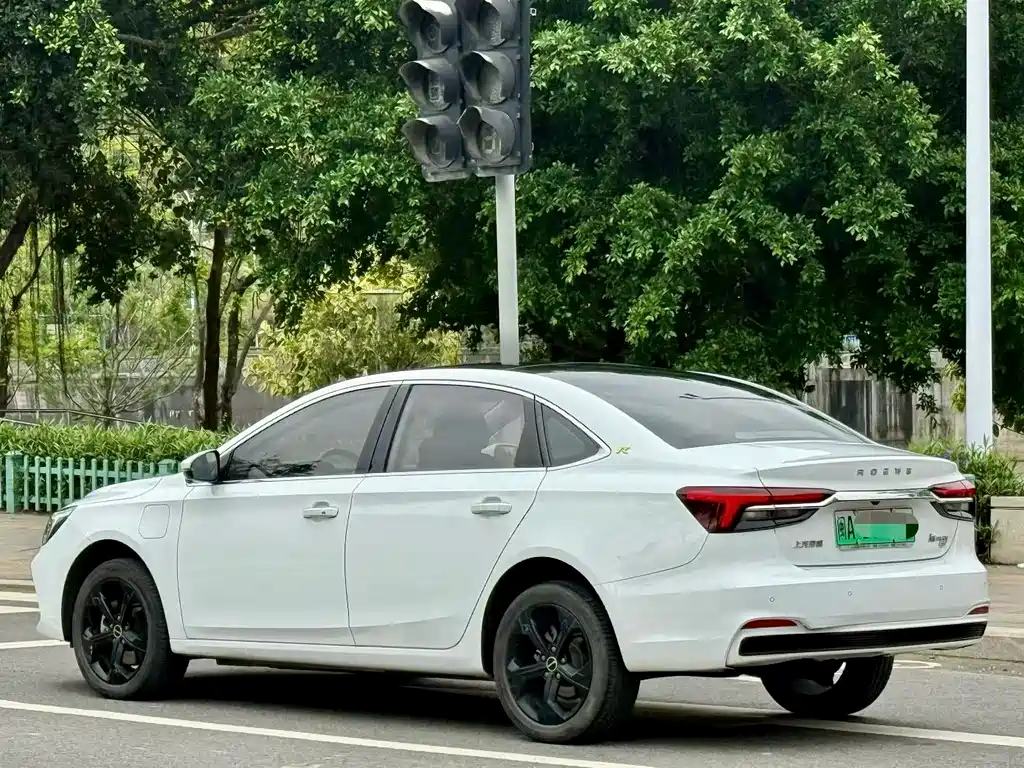 Roewe i6 2022