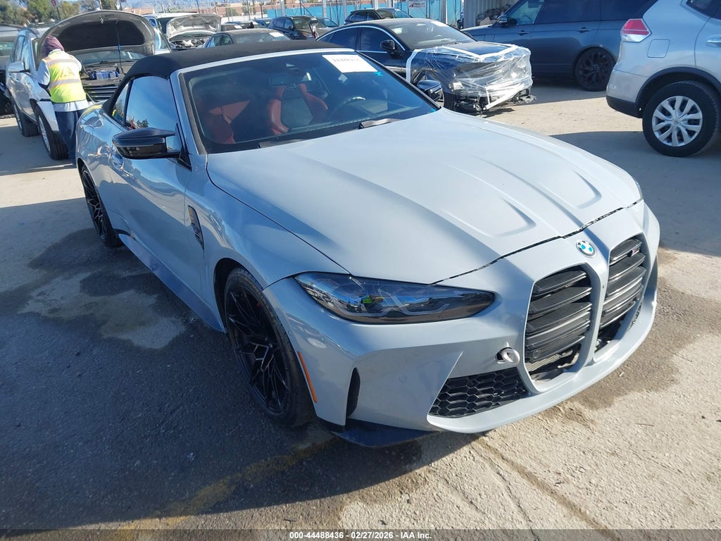 BMW M4 2023