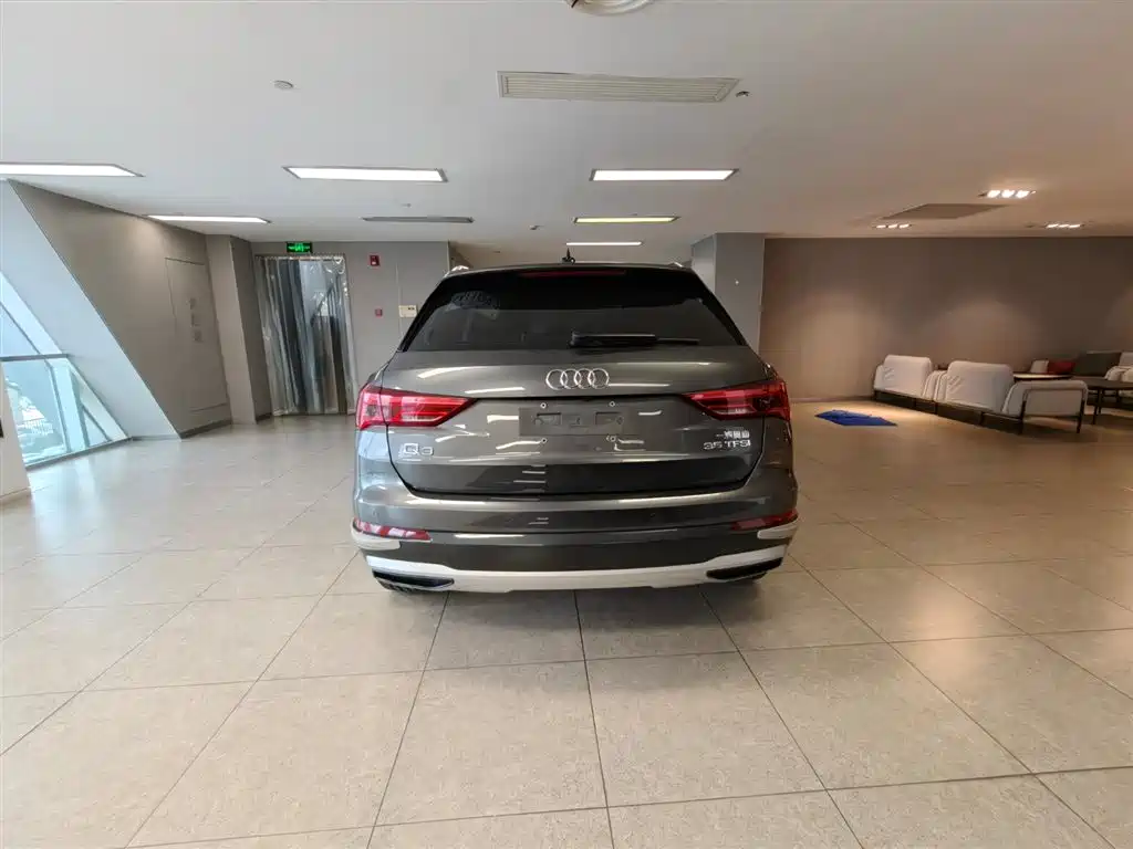 Audi Q3 2021