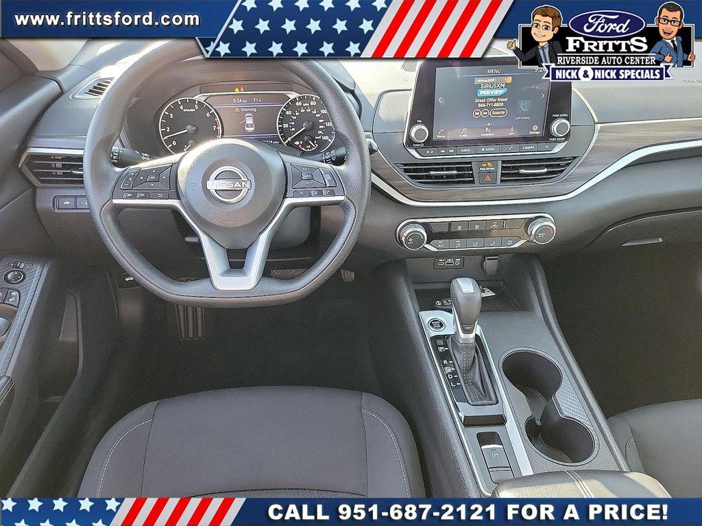 Nissan Altima 2025