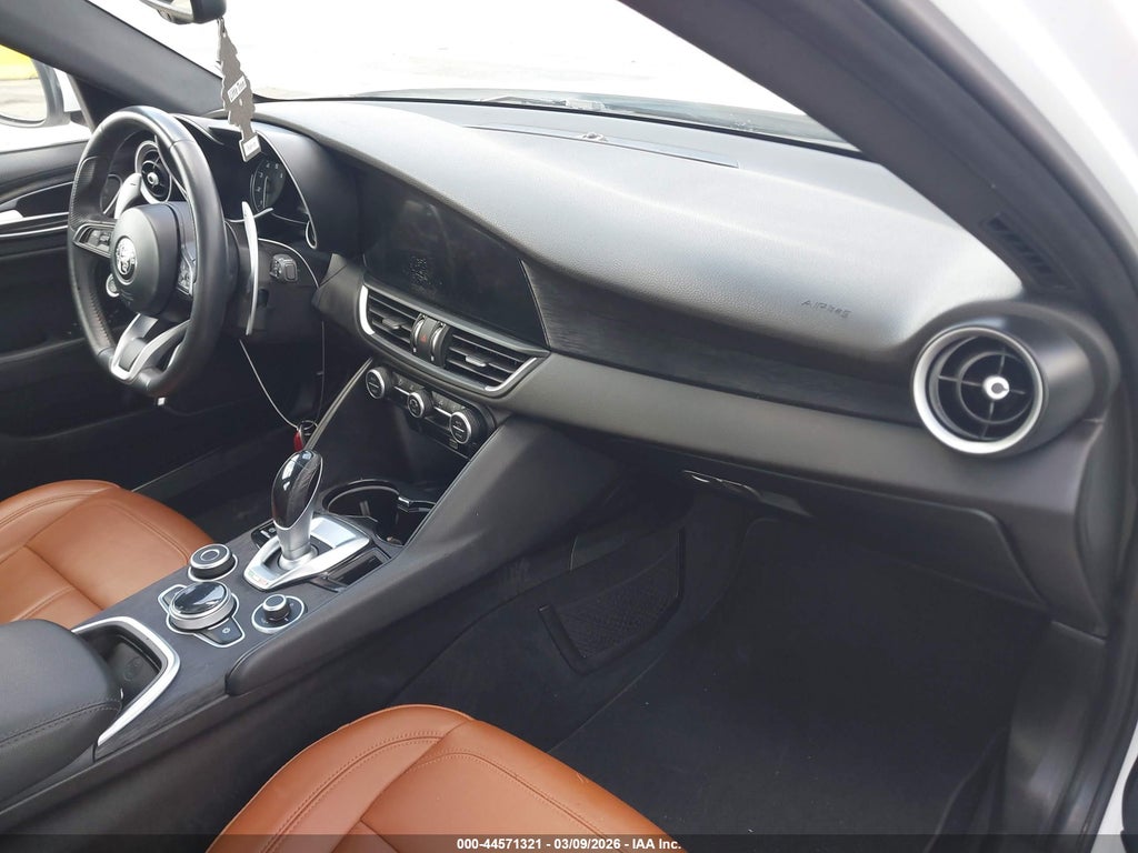 Alfa Romeo Giulia 2022
