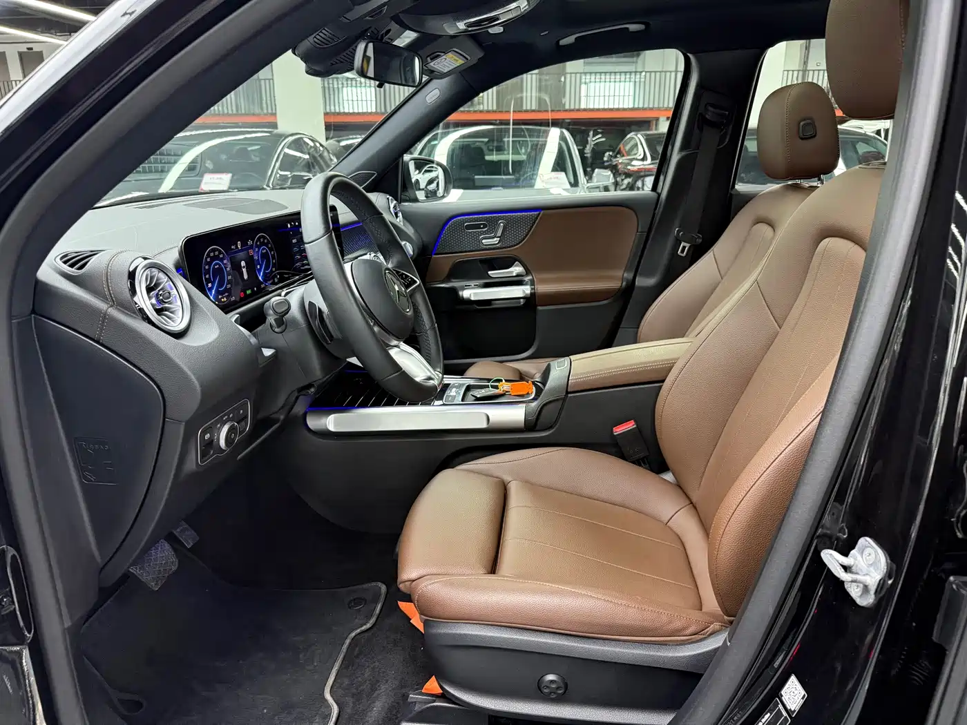 Mercedes-Benz EQB 2024
