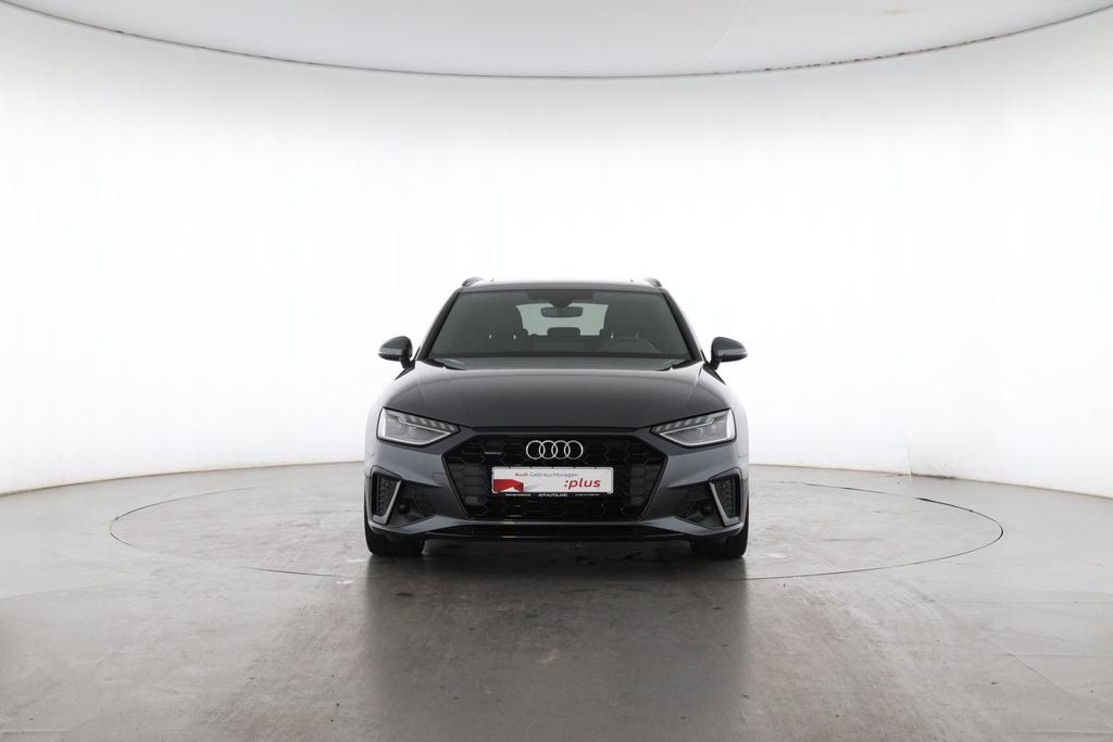 Audi A4 2022