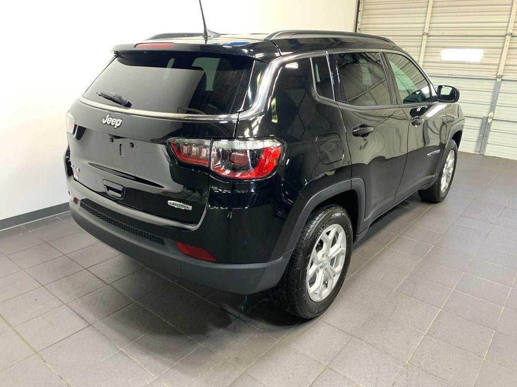 Jeep Compass 2024