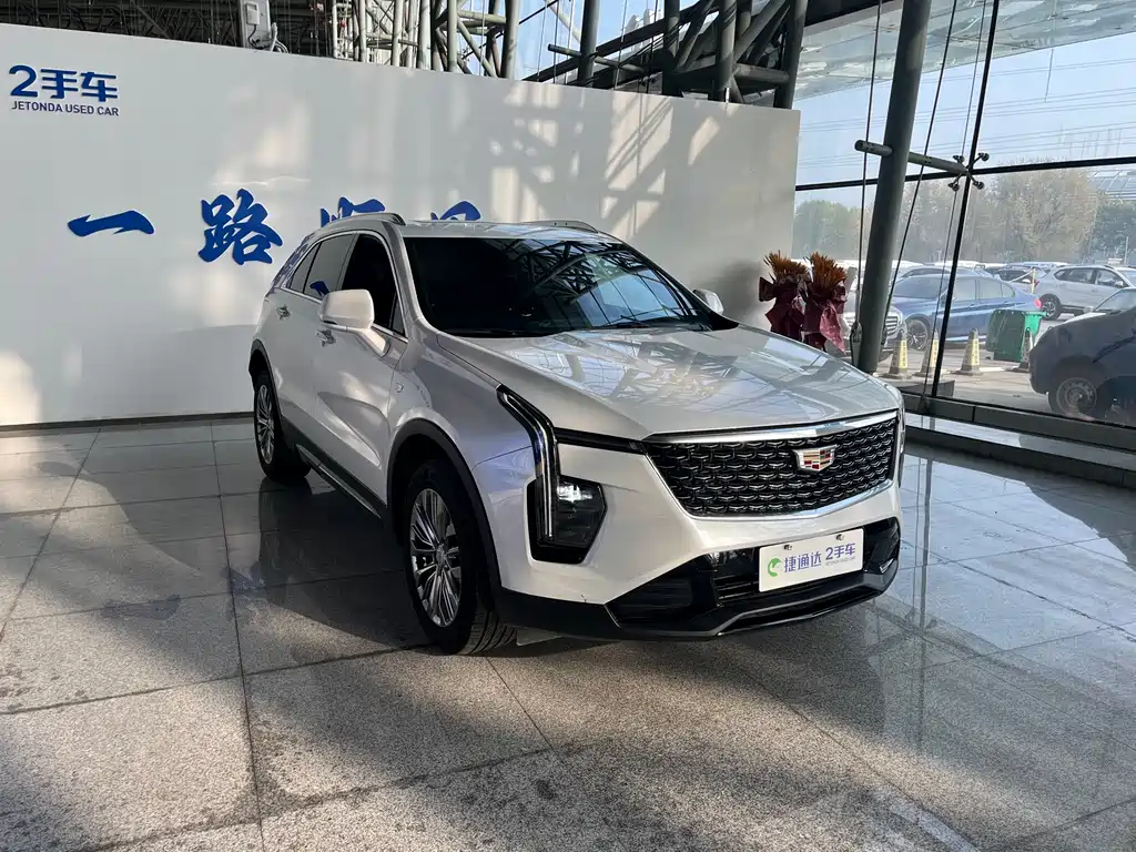 Cadillac XT4 2024