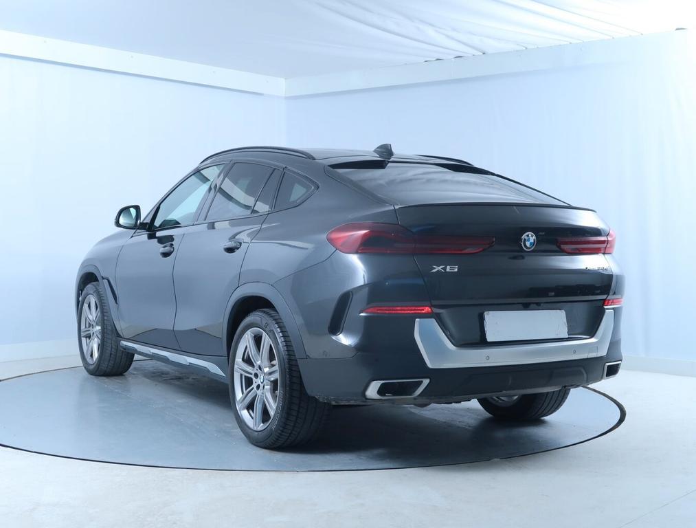 BMW X6 2021