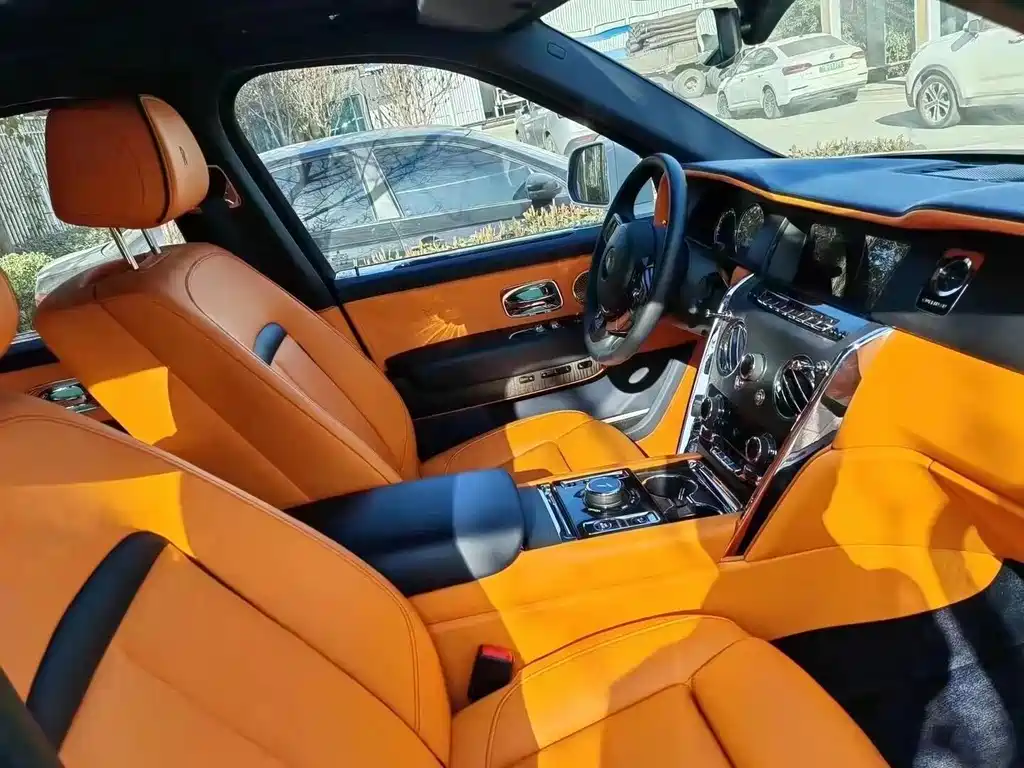 Rolls-Royce Cullinan 2021