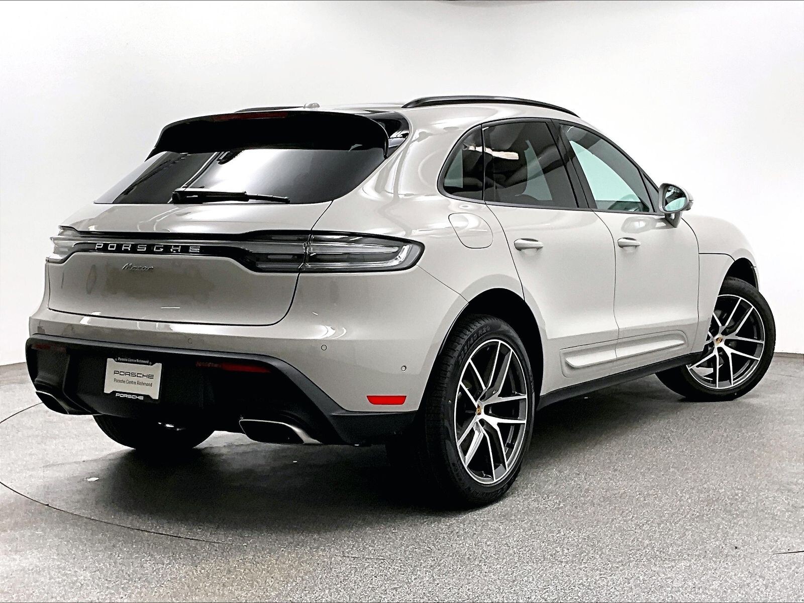 Porsche Macan 2025