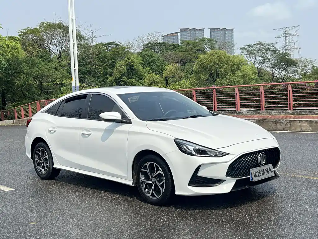 MG MG5 2022